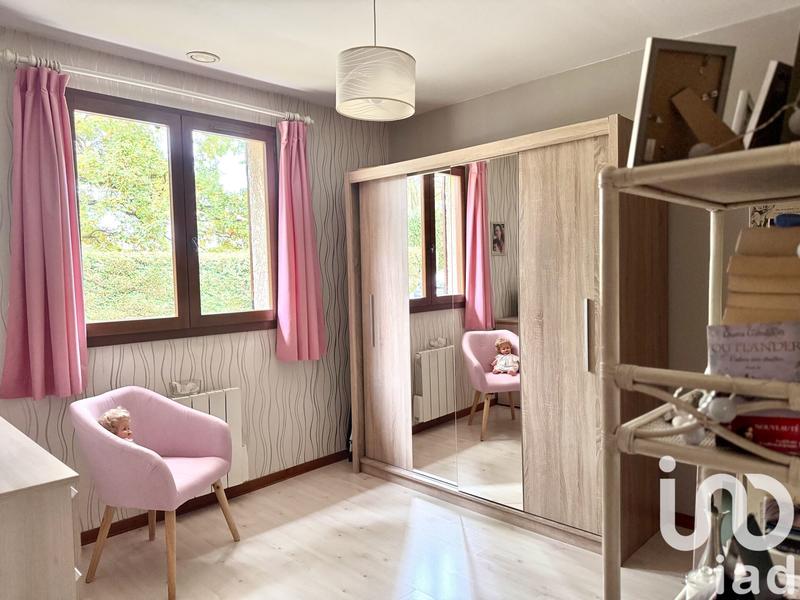 Maison - 137 m² - 7 pièces