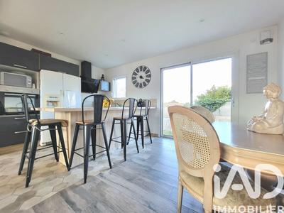 Maison - 97 m² - 4 pièces