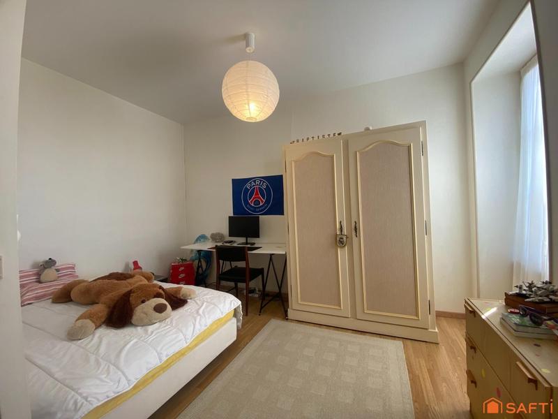 Maison - 170 m² - 6 pièces