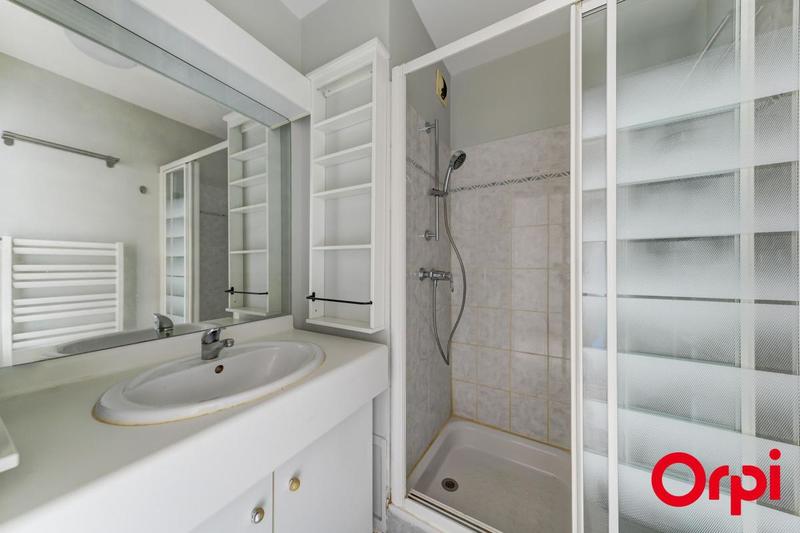 Appartement - 111 m² - 5 pièces