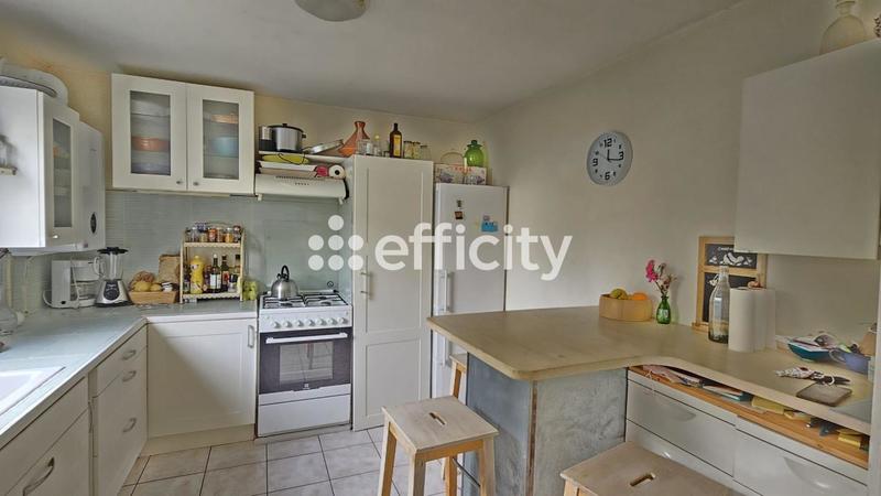 Maison - 105 m² - 5 pièces