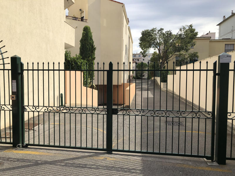 Parking / Garage - 12 m²