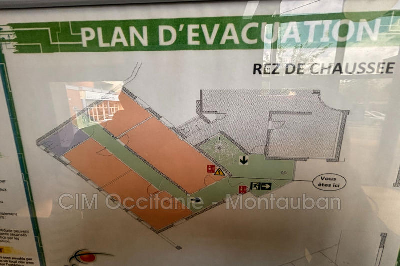 Local commercial - 300 m²