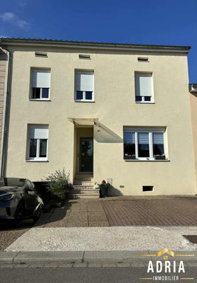 Maison - 206 m² - 7 pièces