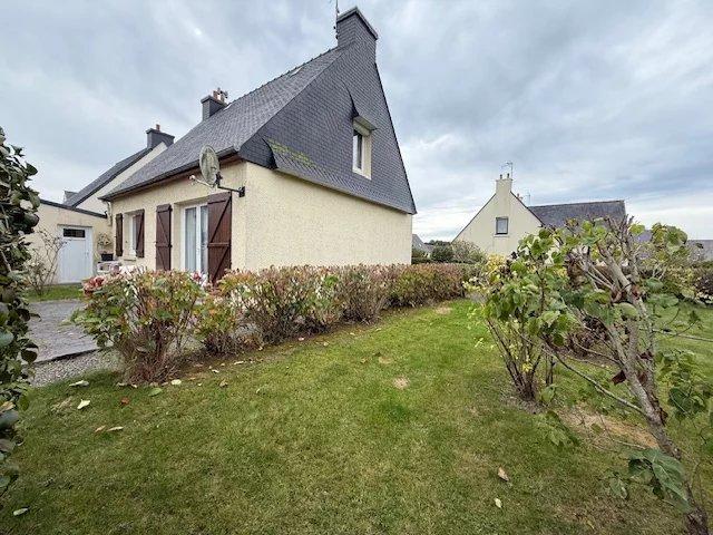 Maison - 93 m² - 4 pièces