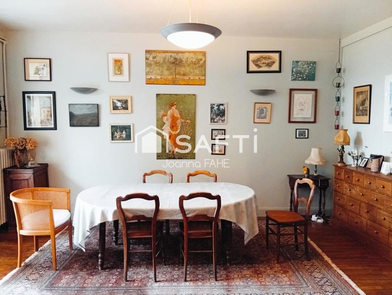 Maison - 210 m² - 7 pièces