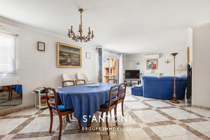 Appartement - 102 m² - 4 pièces