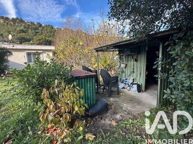 Maison - 93 m² - 4 pièces