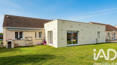 Maison - 140 m² - 6 pièces