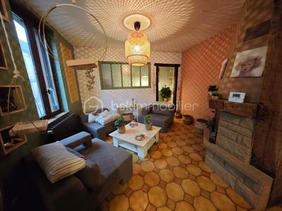 Maison - 155 m² - 10 pièces