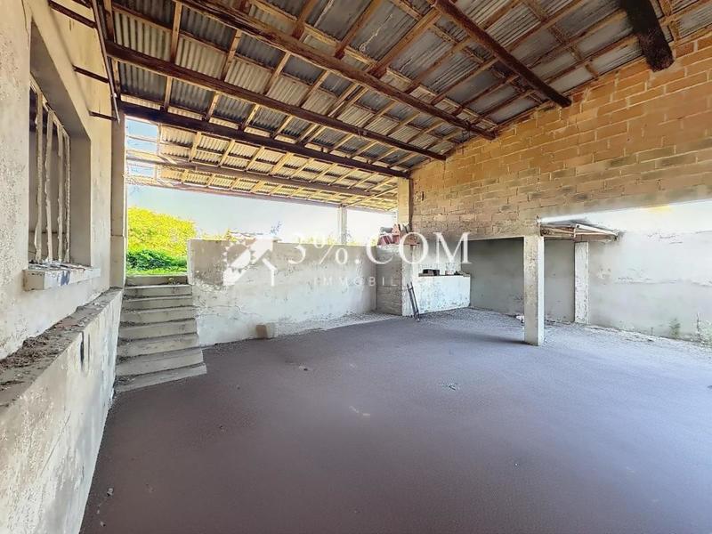 Propriété - 195 m² - 12 pièces