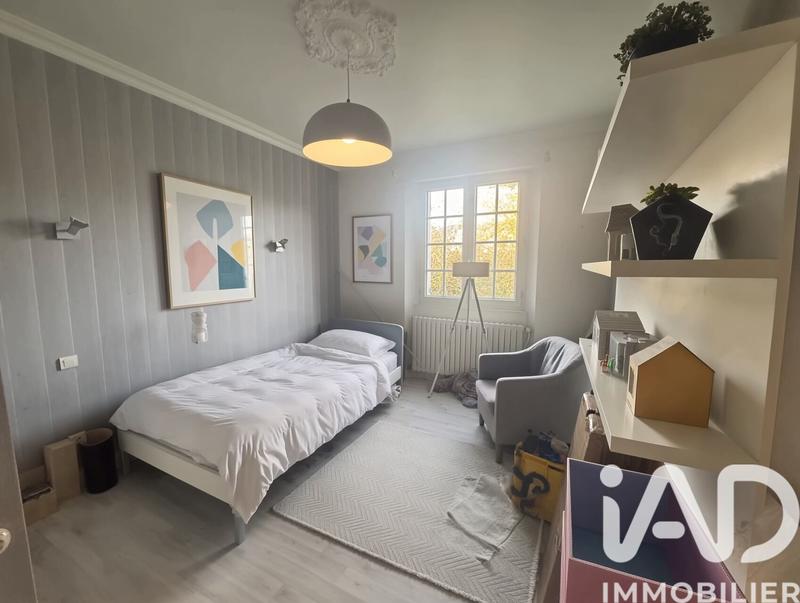 Maison - 262 m² - 7 pièces