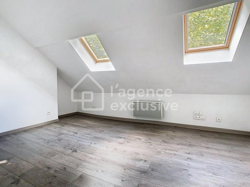 Maison - 104 m² - 6 pièces