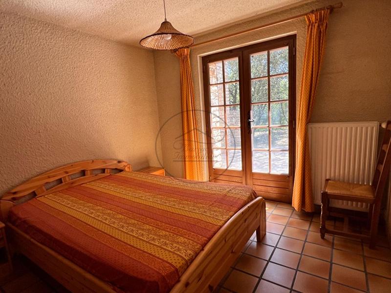 Maison en pierre - 140 m² - 7 pièces