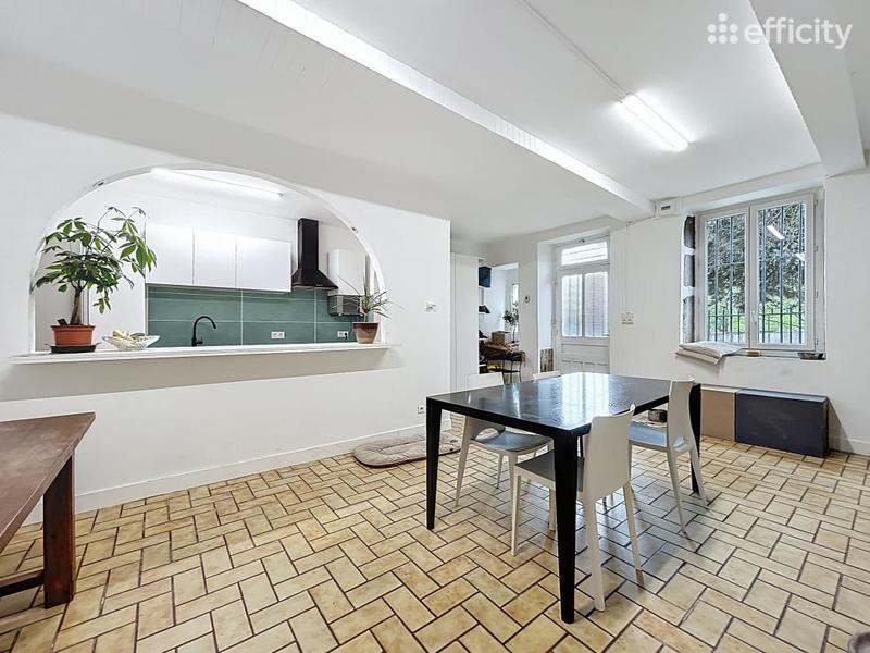 Maison - 168 m² - 5 pièces