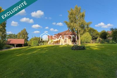 Maison - 225 m² - 10 pièces