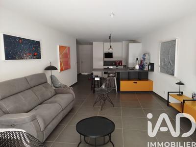 Appartement - 81 m² - 3 pièces