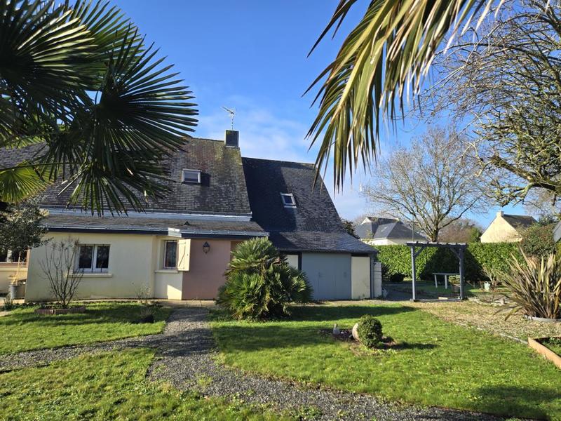 Maison - 148 m² - 8 pièces