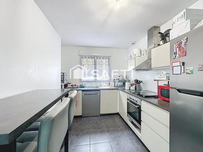 Maison - 84 m² - 5 pièces