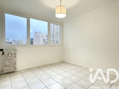 Appartement - 81 m² - 4 pièces