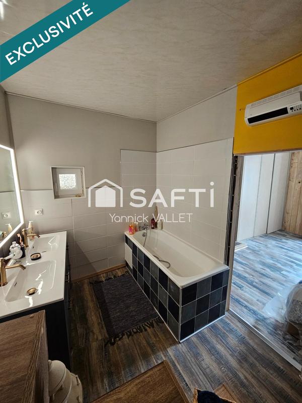 Maison de village - 90 m² - 4 pièces