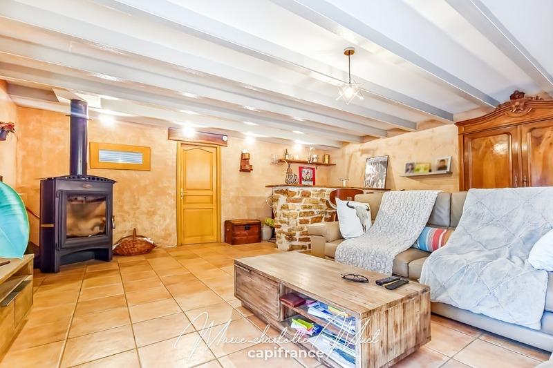 Propriété - 224 m² - 8 pièces