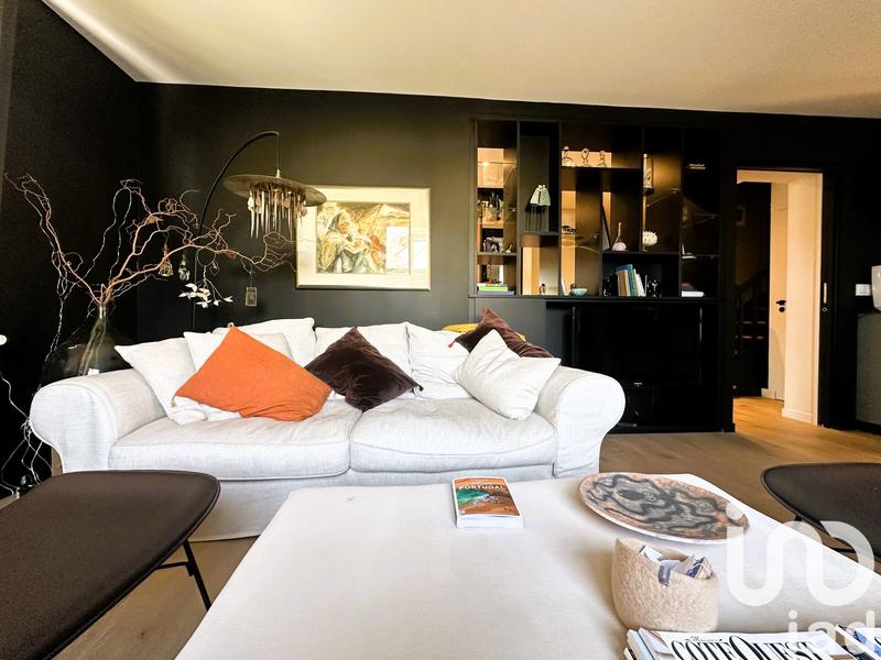 Maison - 134 m² - 8 pièces