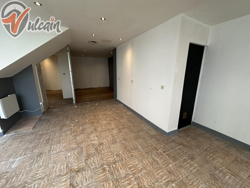 Local commercial - 46 m² - 2 pièces