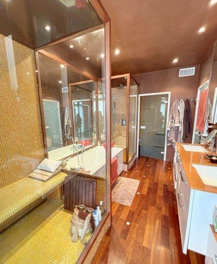 Appartement - 181 m² - 5 pièces