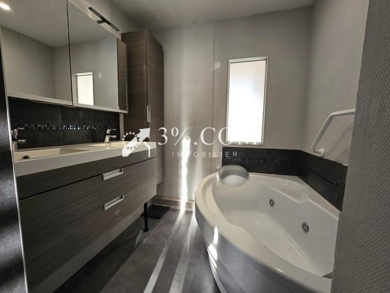 Appartement - 98 m² - 4 pièces