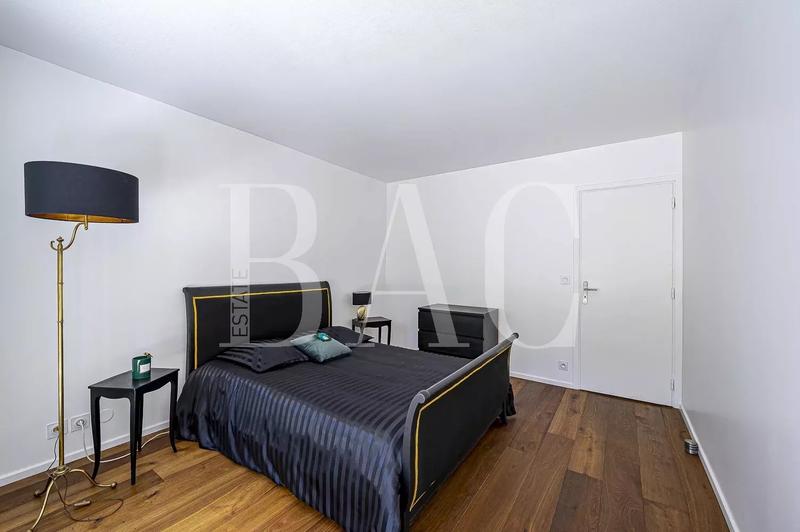 Appartement - 115 m² - 4 pièces