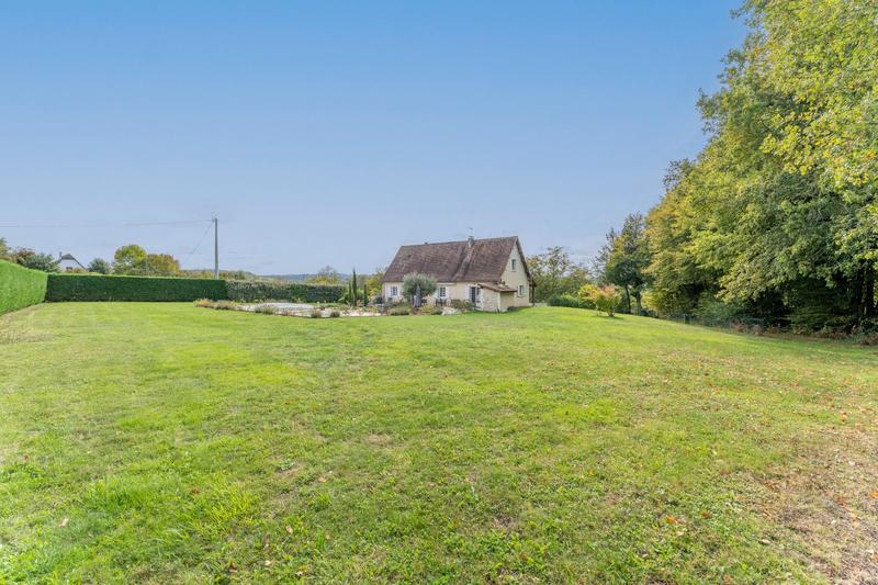 Maison - 181 m² - 7 pièces