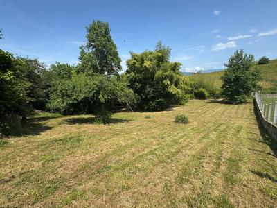 Terrain constructible - 700 m²