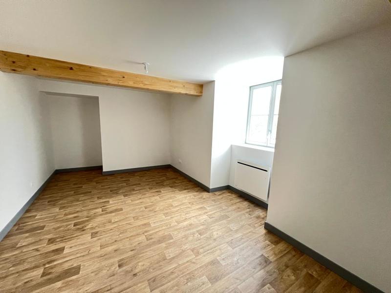 Appartement - 104 m² - 4 pièces