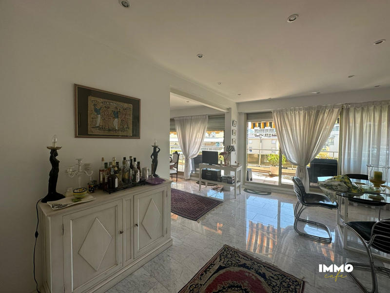 Appartement - 89 m² - 4 pièces