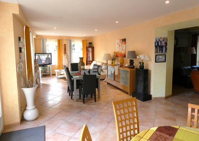 Propriété - 8 191 m² - 11 pièces