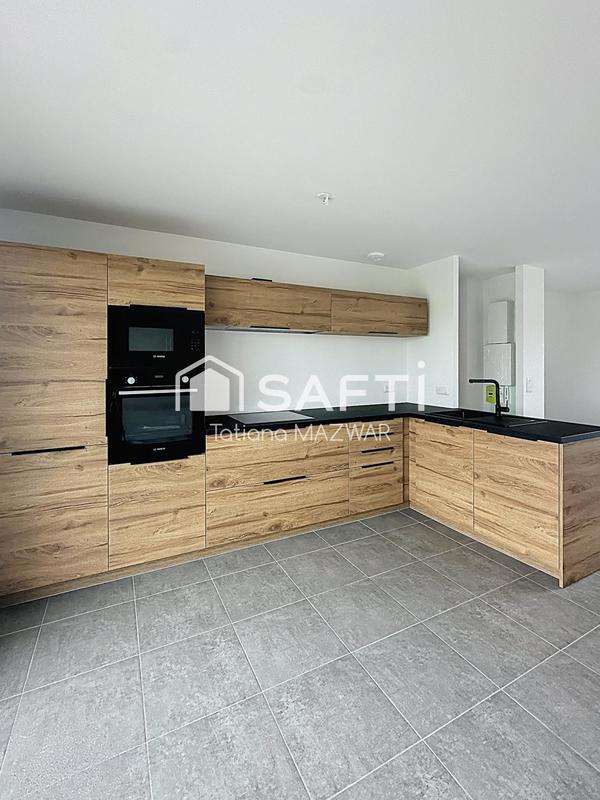 Maison - 85 m² - 5 pièces