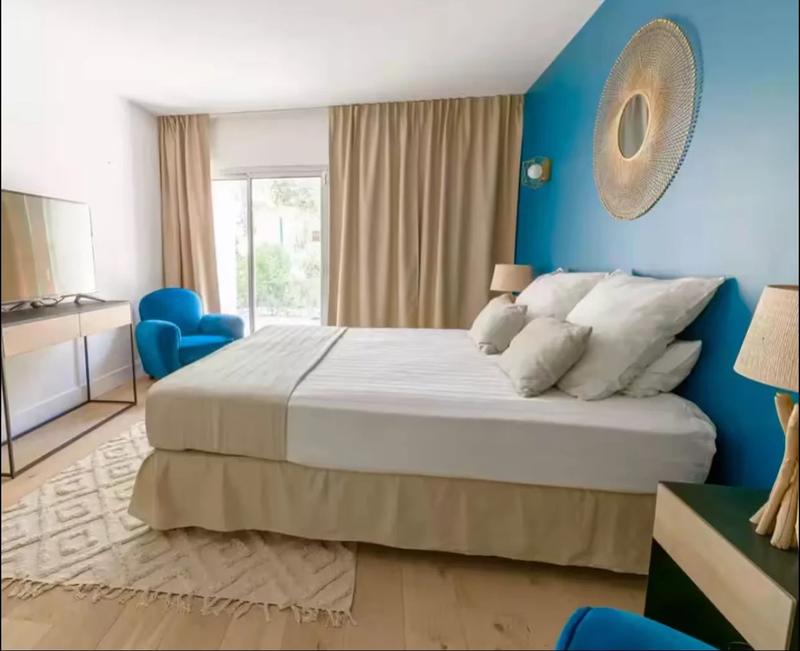 Maison - 200 m² - 6 pièces