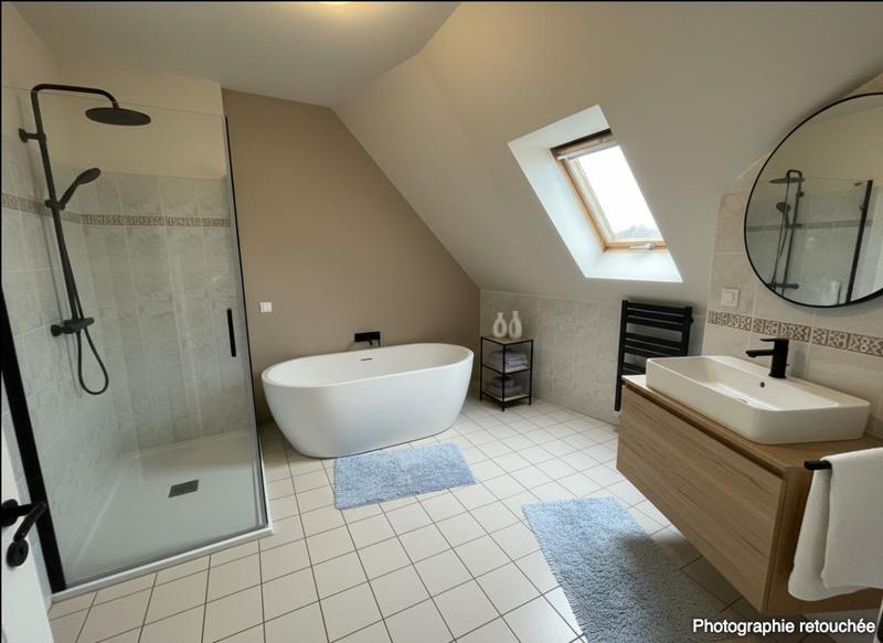 Maison - 187 m² - 8 pièces