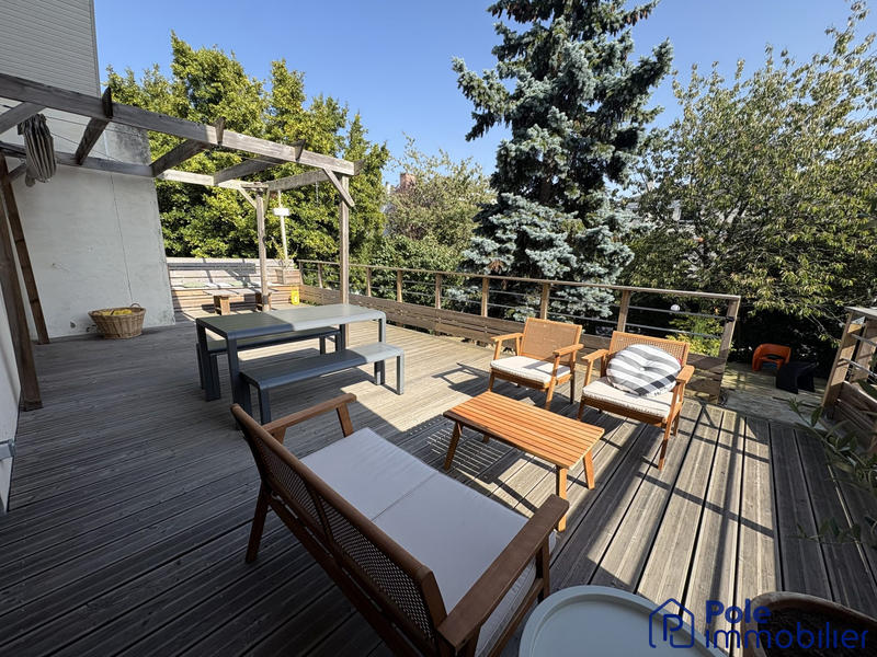 Maison - 112 m² - 6 pièces