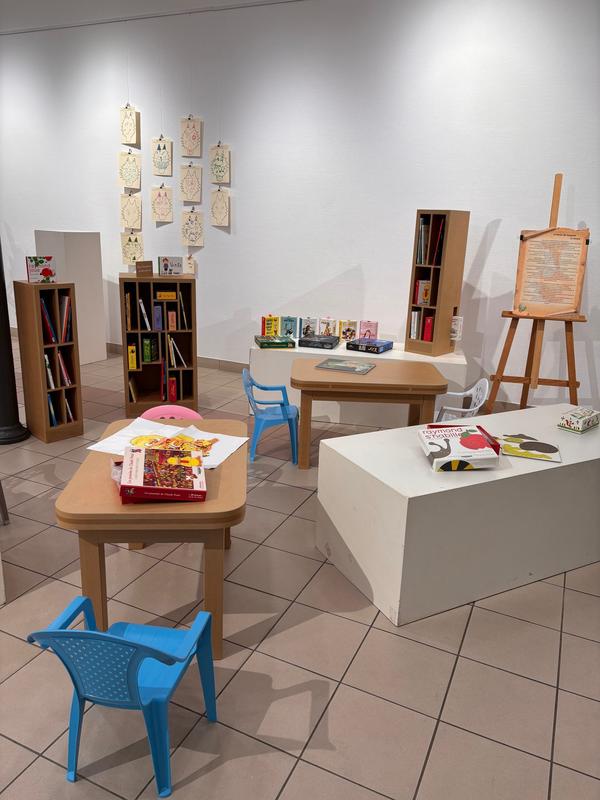 Exposition "Les contes décalés"