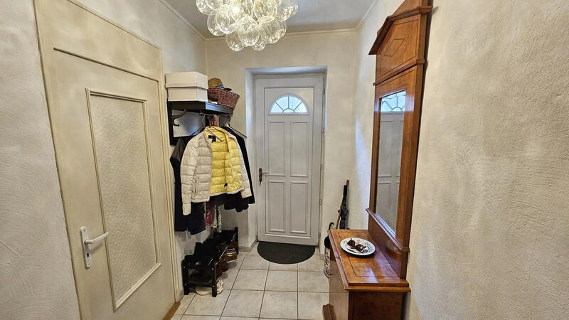 Maison traditionnelle - 140 m² - 5 pièces