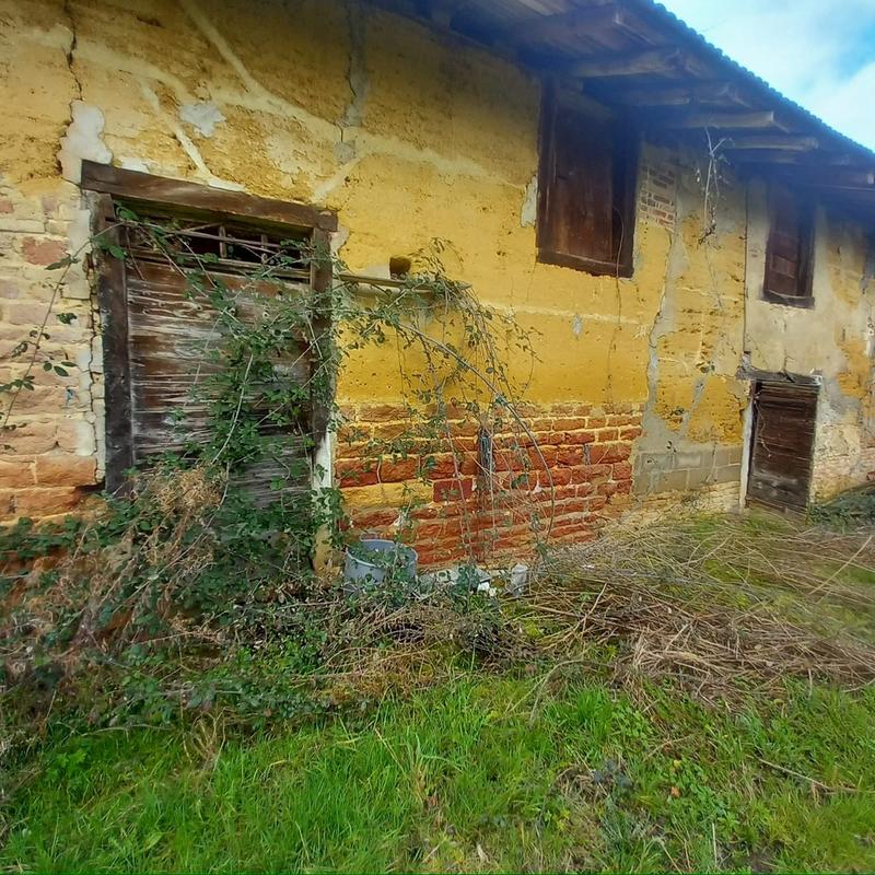 Maison - 300 m² - 4 pièces