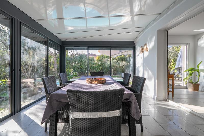 Villa - 206 m² - 5 pièces