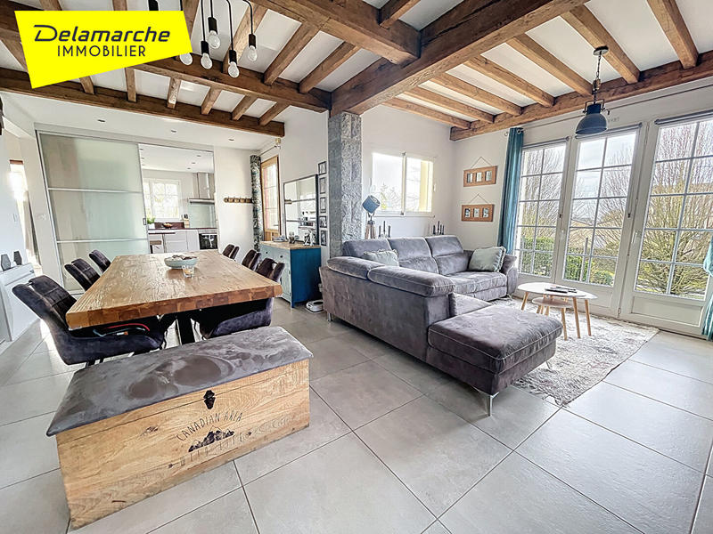 Maison - 130 m² - 8 pièces