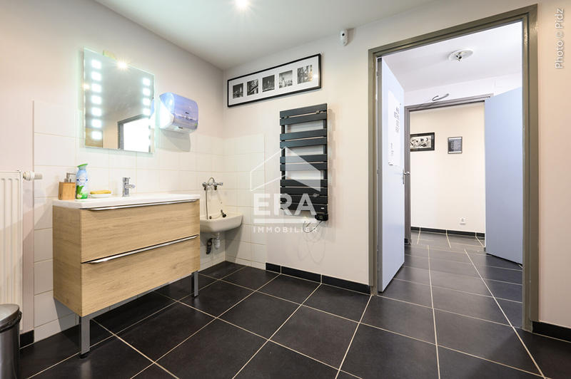 Local d'activité / Entrepôt - 1 300 m²