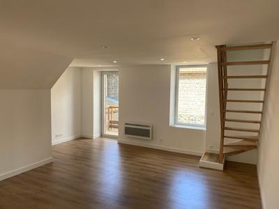 Appartement - 81 m² - 3 pièces