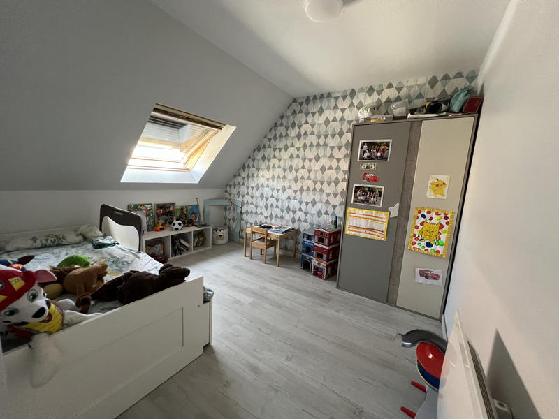 Maison - 80 m² - 5 pièces