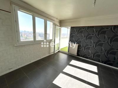 Appartement - 77 m² - 4 pièces