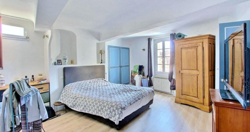 Maison de maîtres - 165 m² - 6 pièces